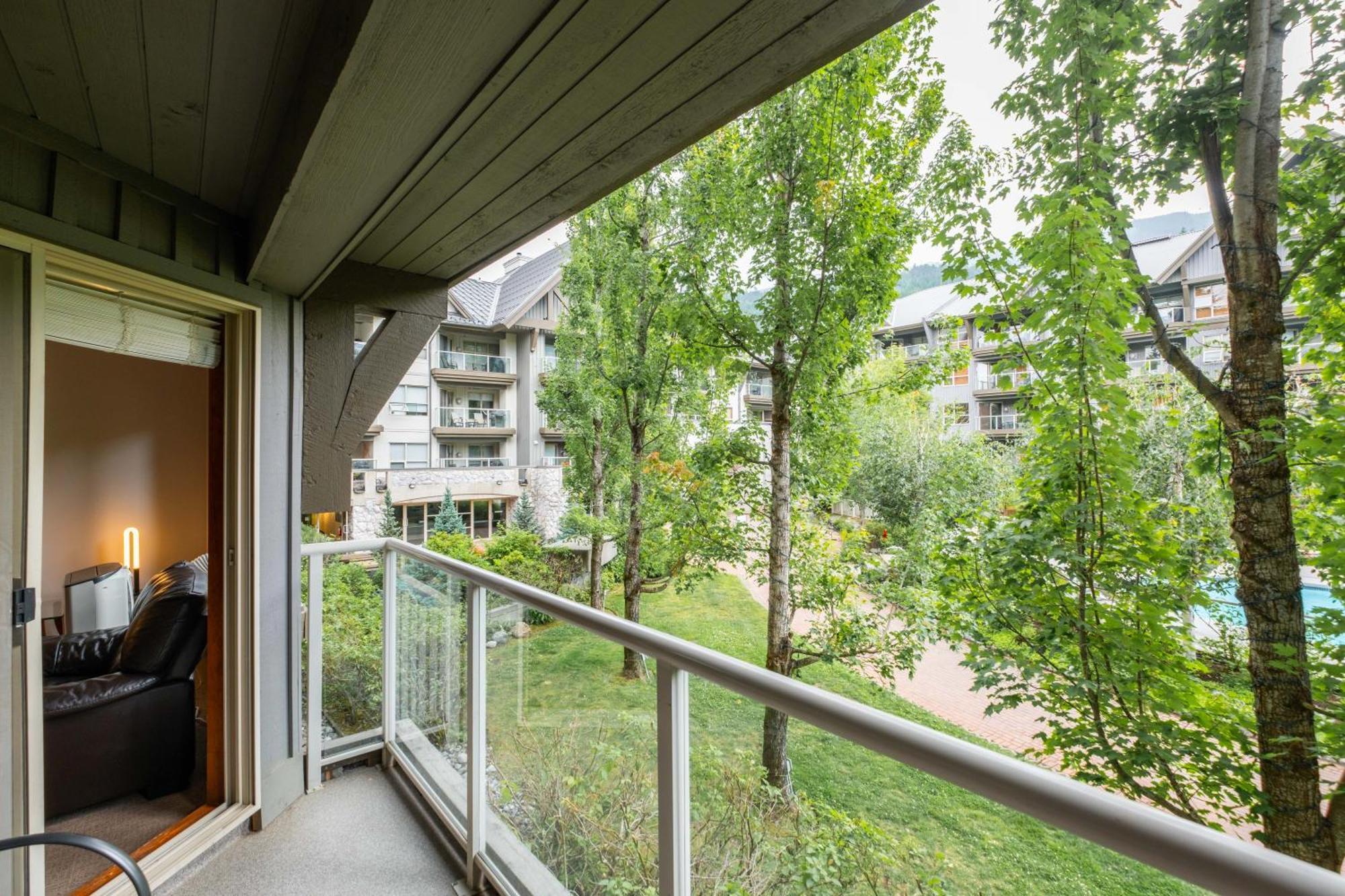 The Aspens By Outpost Whistler Villa Luaran gambar