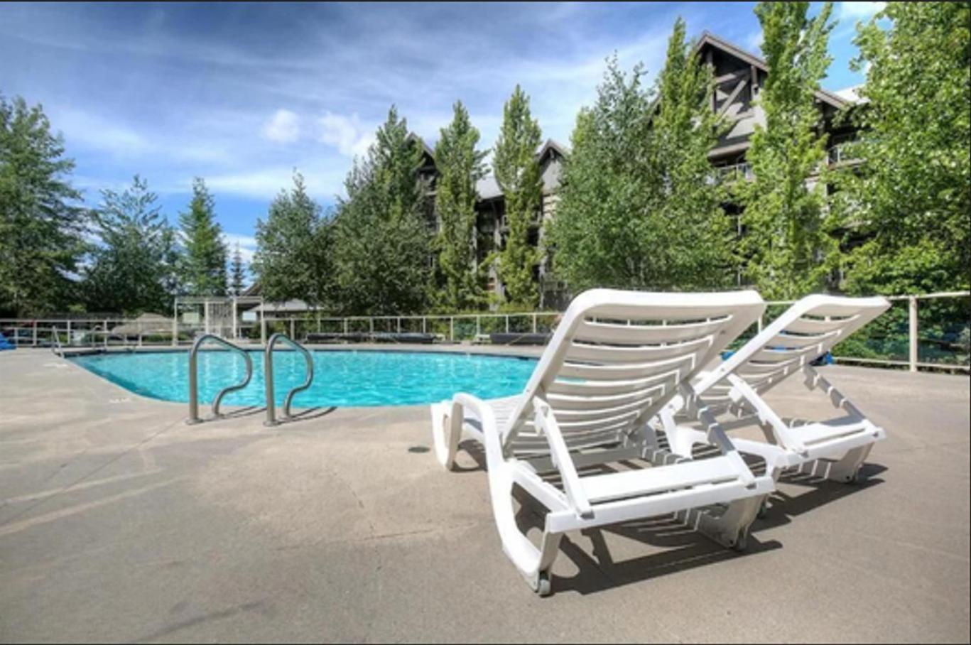 The Aspens By Outpost Whistler Villa Luaran gambar