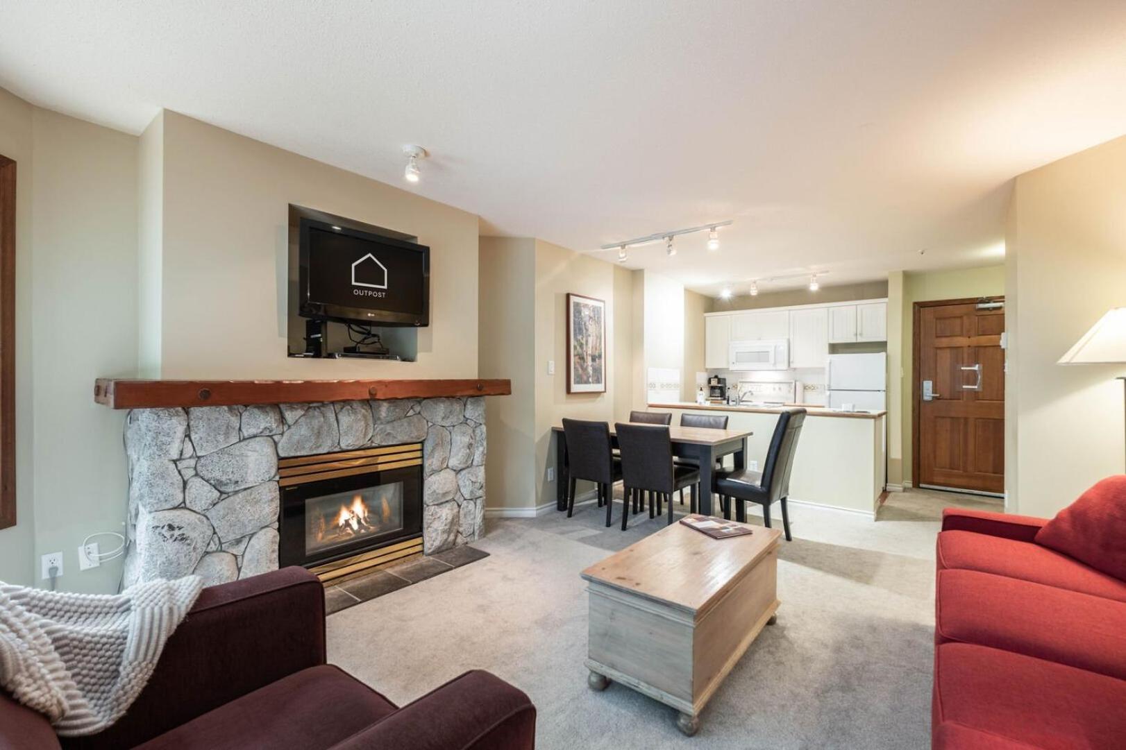 The Aspens By Outpost Whistler Villa Luaran gambar